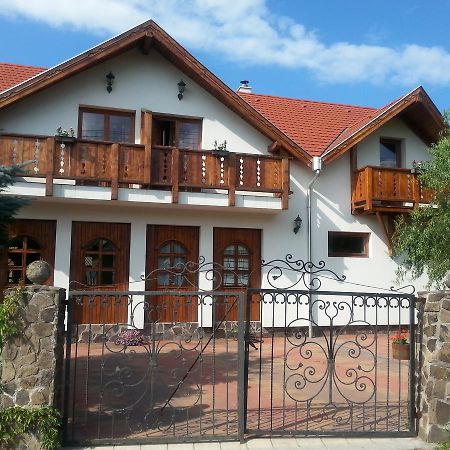 Felso Fogado Bed and Breakfast Felsőtold Εξωτερικό φωτογραφία